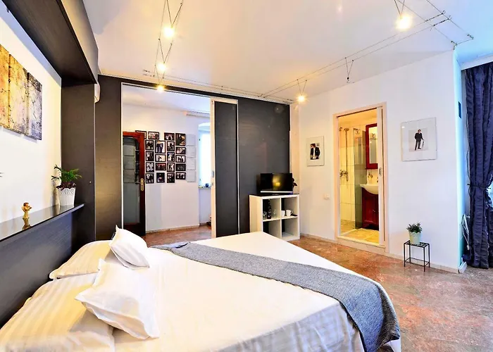 Romantic Gena 3* 特罗吉尔